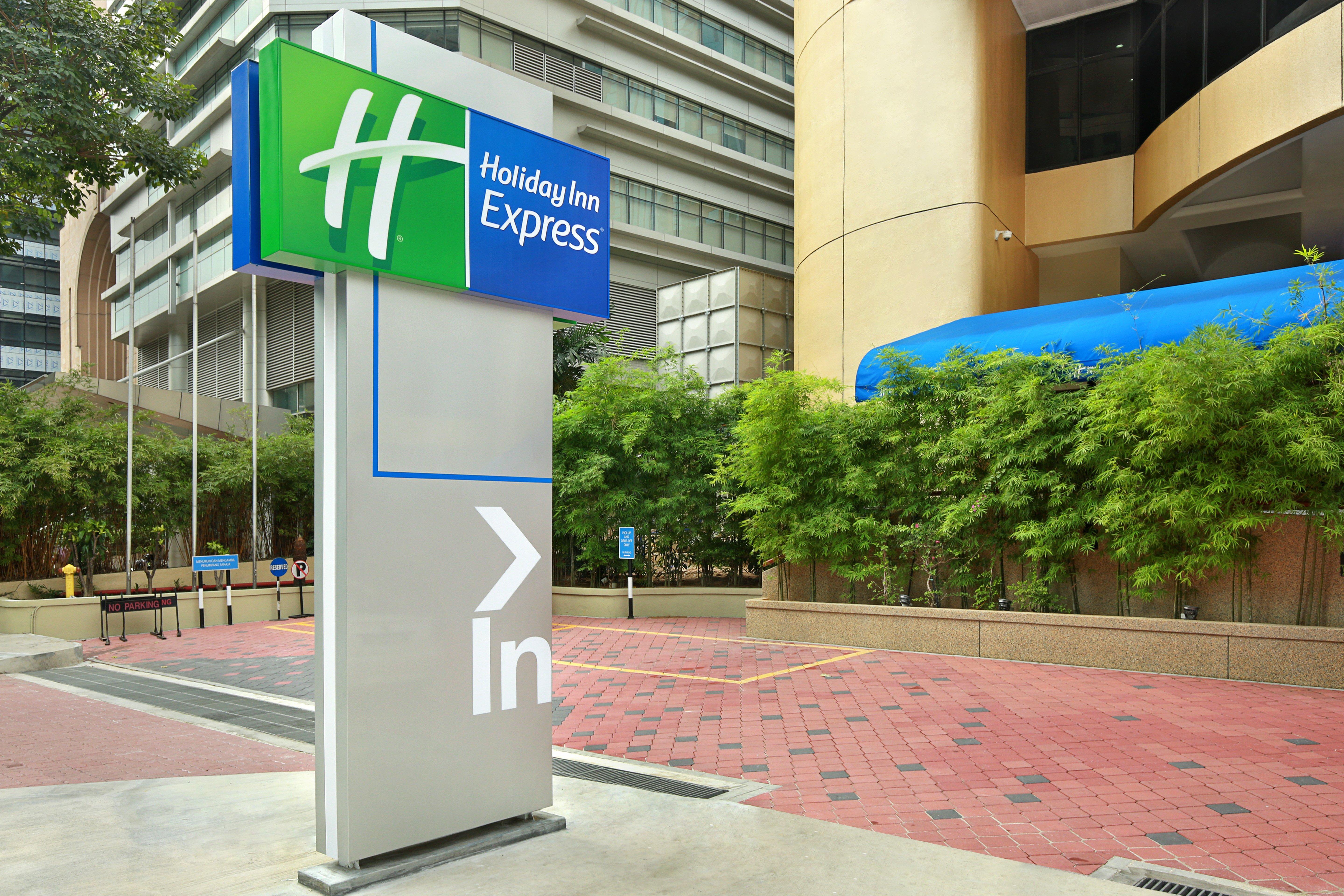 Holiday Inn Express Kuala Lumpur City Centre, An Ihg Hotel Exterior photo