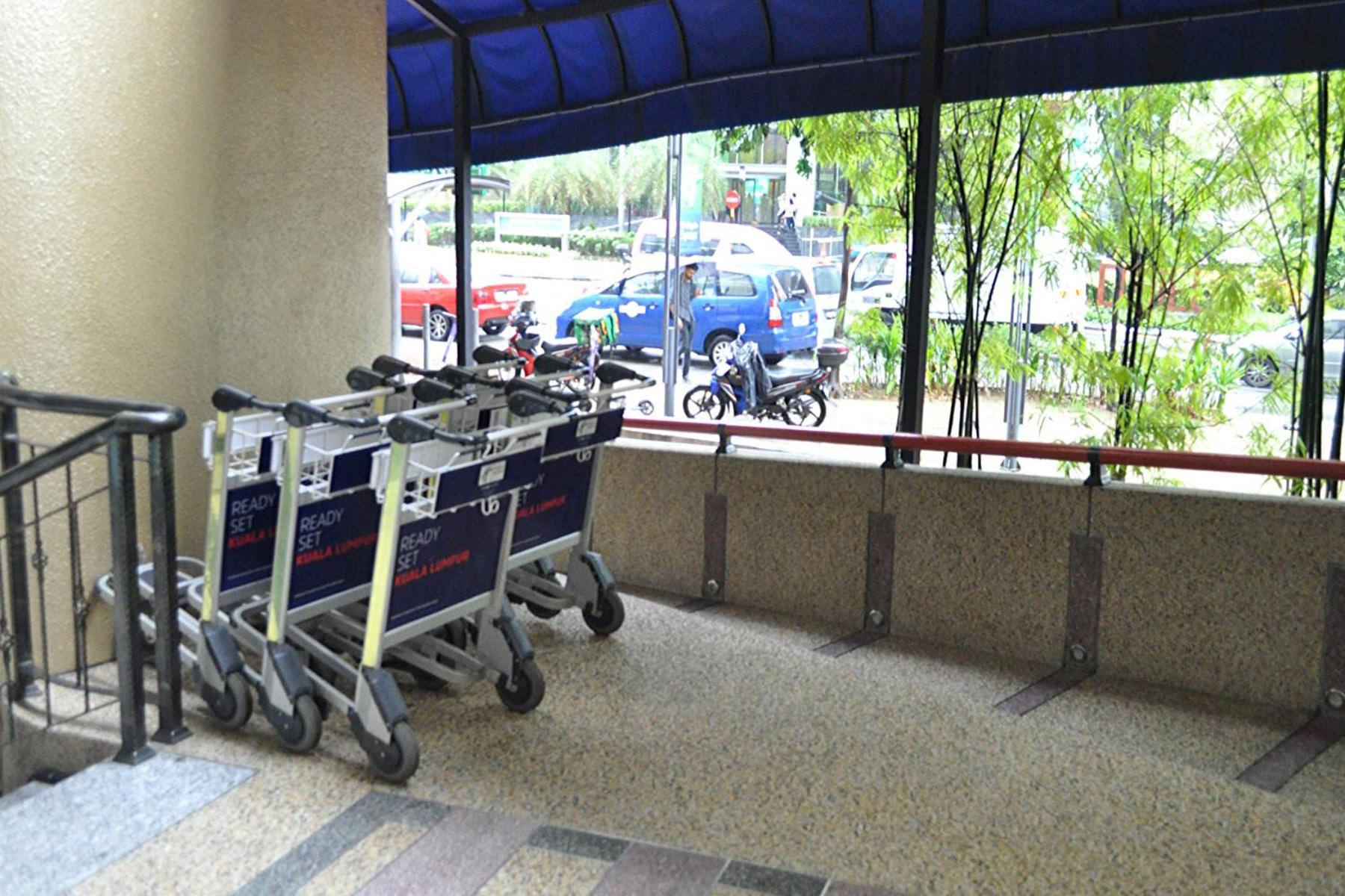 Holiday Inn Express Kuala Lumpur City Centre, An Ihg Hotel Exterior photo